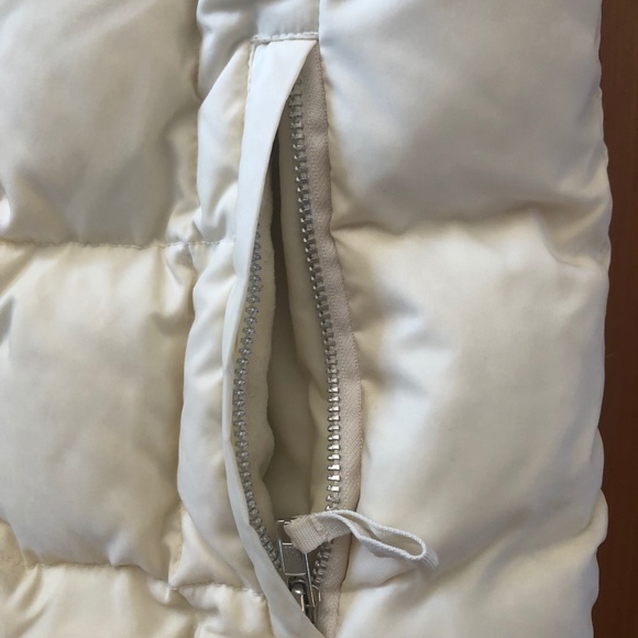 Gap Down Puffer Vest Ivory - Picture 8 of 14